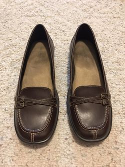 Woman’s Penny Loafers