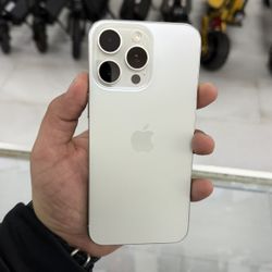 iPhone 15 Pro Max Unlocked 256GB! Finance For $50 Down Payment!!