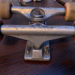 Indepentant Skateboard Trucks With Hardware And Spitfire Wheels