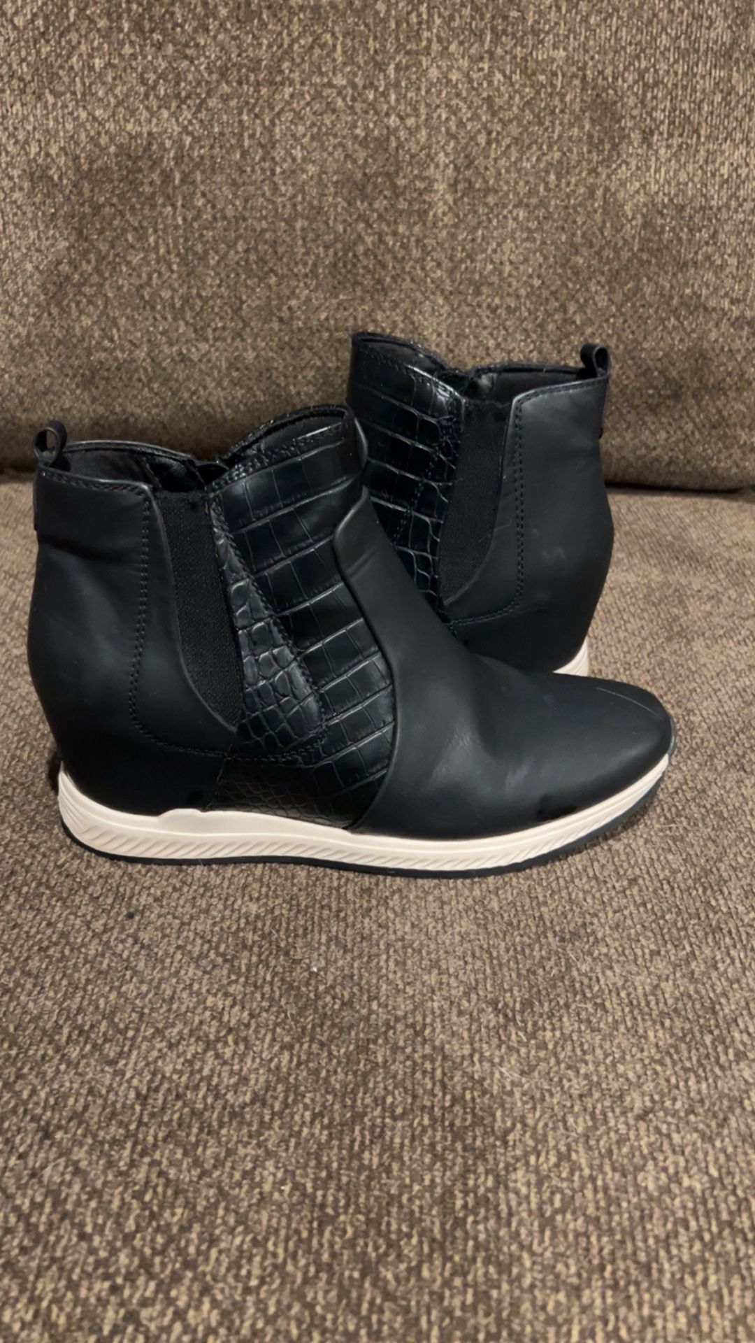 Women’s Baretrap Boots