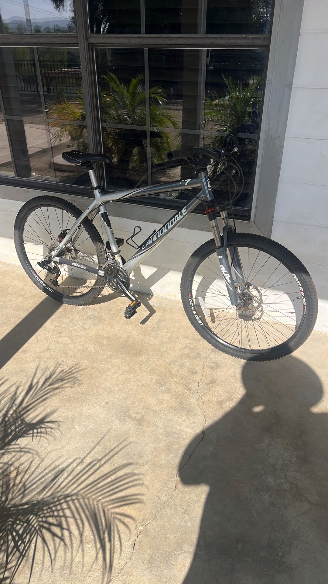Cannondale F7 Bicycle