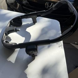 Nuna Pipa Car Seat Adaptor