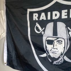 Raider Flag To Put On Wall 