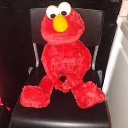 Sésame Street Big Hugs Elmo Doll 22 