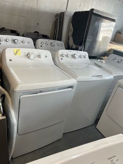 Set Washer and Dryer Gas G. E Working perfect with warranty Delivery Available
