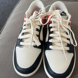 NIKE DUNKS LOW - BLACK/CRIMSON/WHITE
