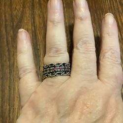 Or Paz Garnet spinner ring size 6.5