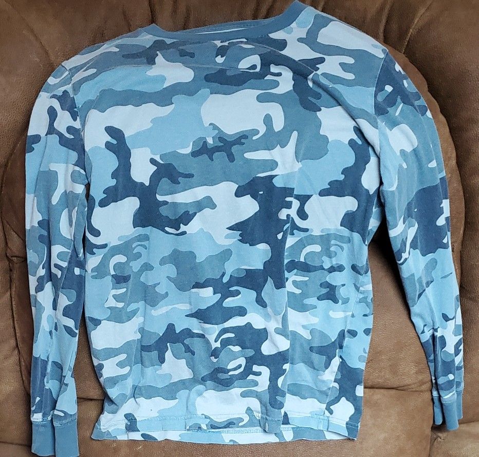 Circo Camo Shirt Size Large Long Sleeve