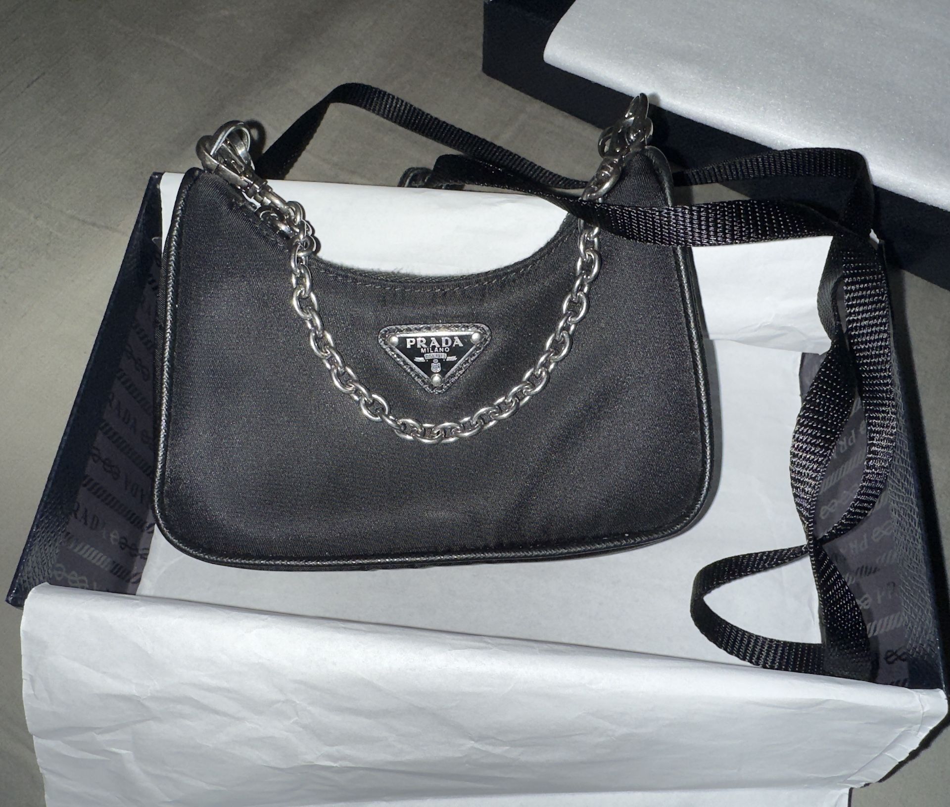 Prada Re-edition Shoulder Bag Tessuto Mini