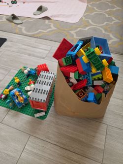Mega blocks Legos