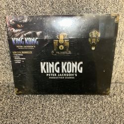New Sealed King Kong Collectible Set