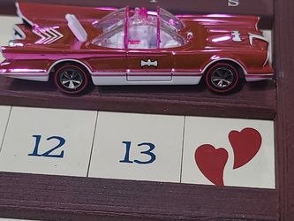 Hot wheels batmobile