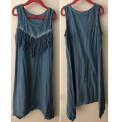 Fab kids size XL Knit dress with fringe detail