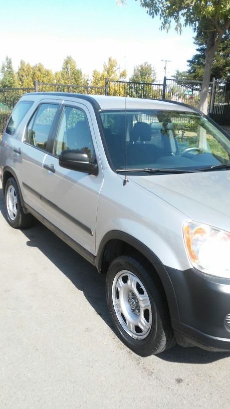 2005 HONDA CR-V