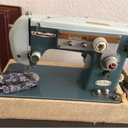 Sewing Machine 