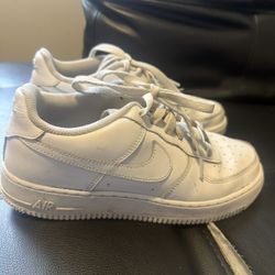 Nike air Forcé 1 Size 6.5Y