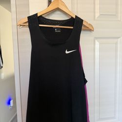 Nike Aeroswift Singlet Size Xl