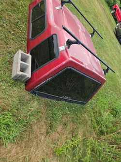Truck topper
