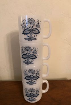 4 Vintage Milk Glass GLASBAKE BLUE ONION PATTERN MUGS Stackable