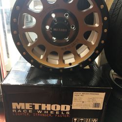 Method NV305 17-8.5 zero offset 6-5.5 Fits Chevy trucks
