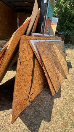 Used OSB Plywood Sheets – Multiple Pieces