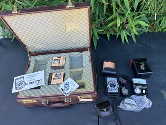 Vintage Gossen Luna Pro SBC Light Meter Photography Accessory Lot Case Manuals