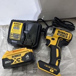 Dewalt Impact 1/4 Xr With Battery 4.0 and Charger 