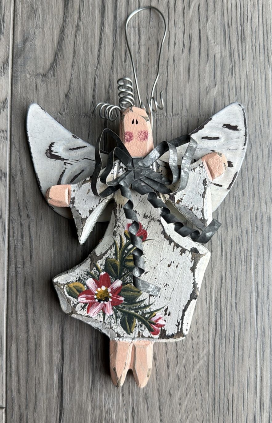 Christmas Angel Ornament 5.5” Tall