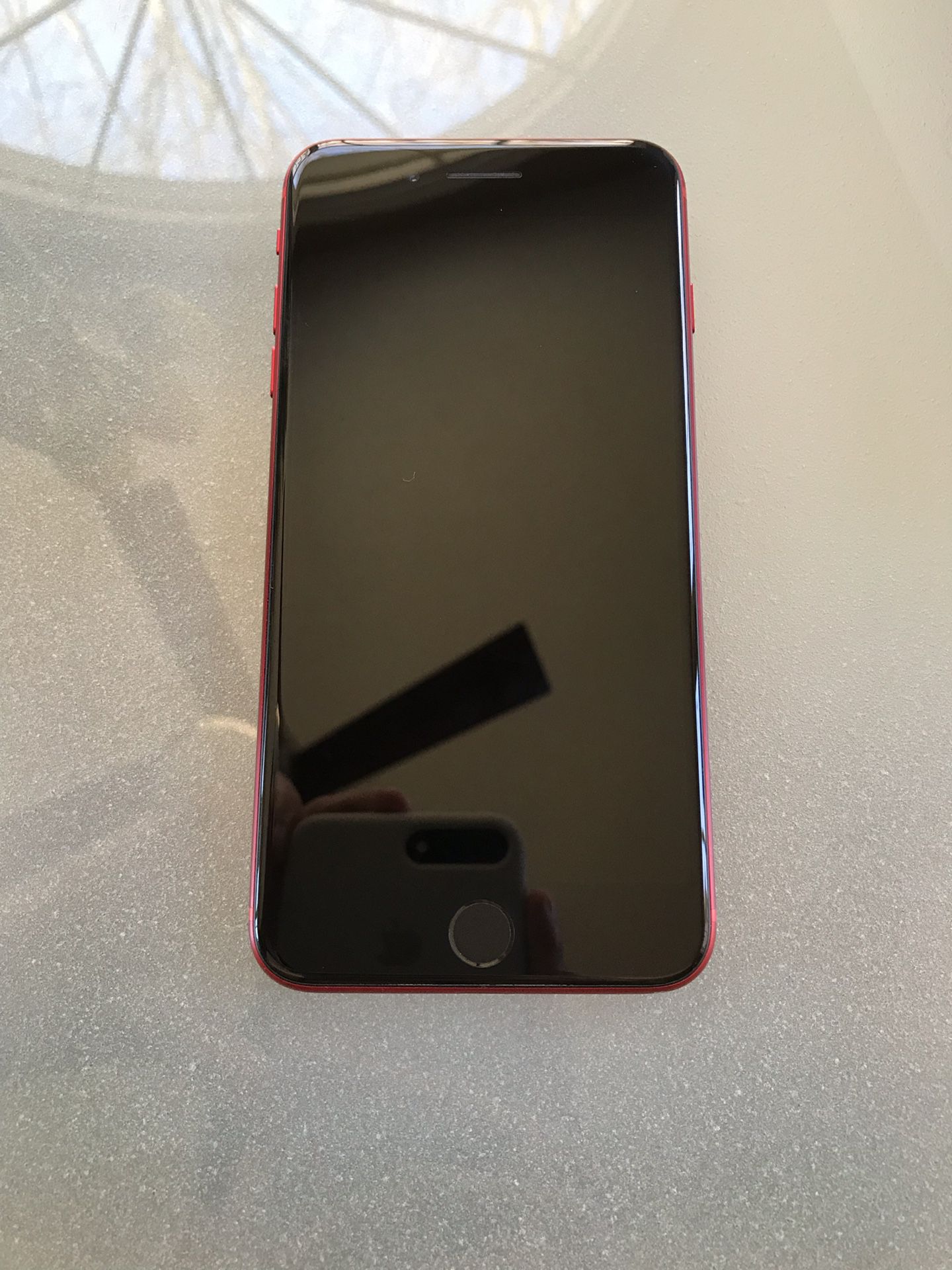 iPhone 8 Plus 256GB PRODUCT RED -Unlocked - Jailbroken