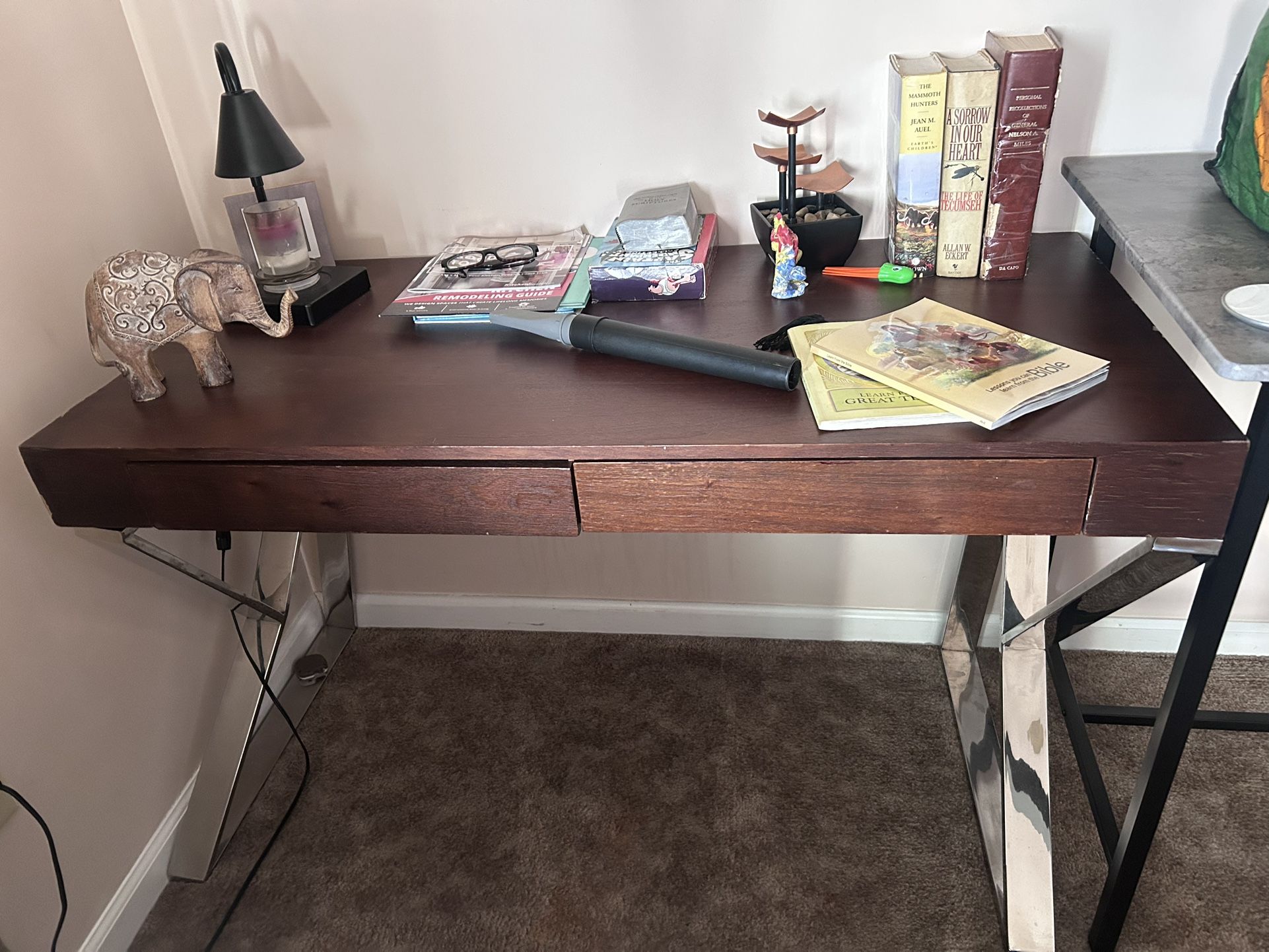 Table/Desk
