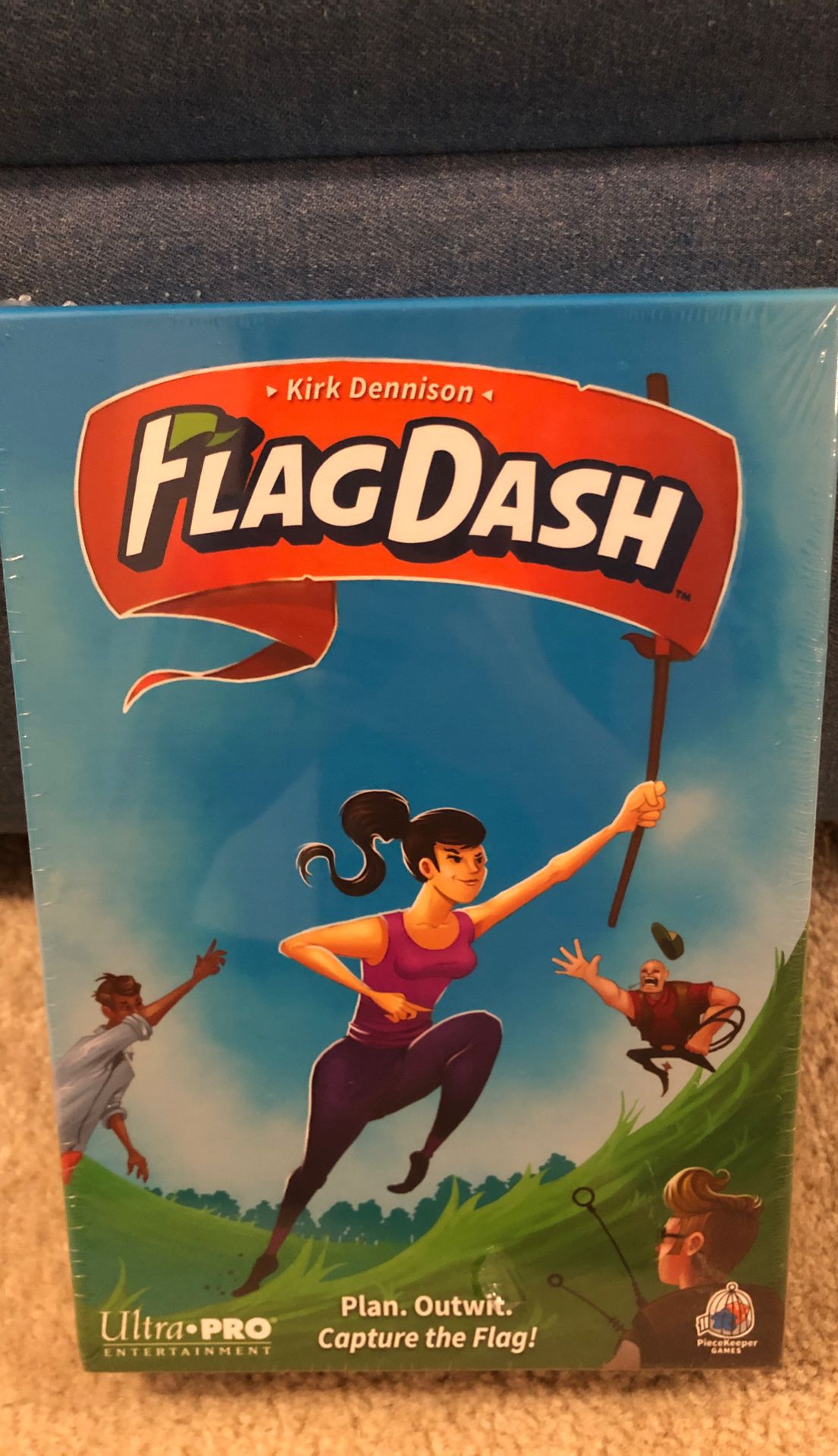 Brand new Piece Keeper Games Flag Dash Board Game