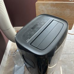 LG Air Conditioner 