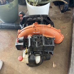 Sopladora Echo De Mochila Para Partes O Reparar No Prende Se Vende Como Esta $$100 Obo