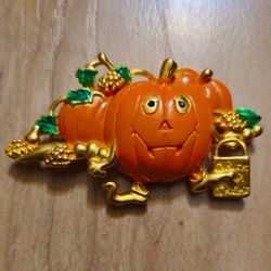 Danecraft Vintage Goldtone Pumpkin Brooch Pin with Rhinestone Eyes / 3.75" W x 1.5" H