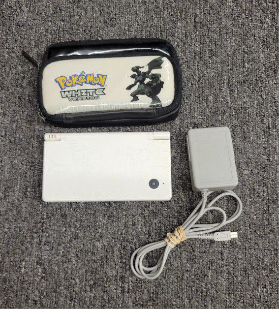 Pokemon White Nintendo DSi System
