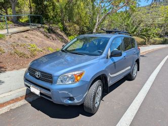 2007 Toyota RAV4 Base 2WD – Clean Title – Freshly Detailed!