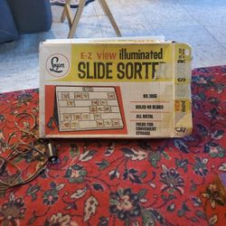 Illuminated Slide Sorter
