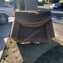 Free Small Pull Out Bed Couch