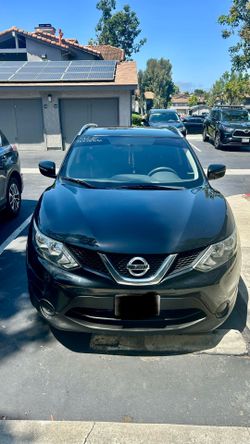 Nissan Rougue sport AWD 2017
