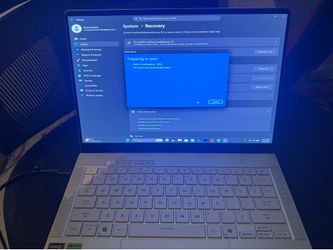 ASUS - ROG Zephyrus G14 Gaming Laptop, Ryzen AI 9 HX 370, 32GB, 1TB SSD, 14.0" (2880x1800), RTX 5070 Ti, Win 11 Home - Platinum White