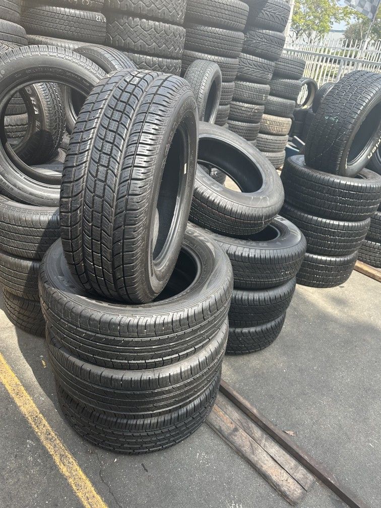 NEXEN P225/60R16 SET OF FOUR USED TIRES for Sale in Santa Fe Springs