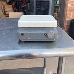 Corning PC-310 Laboratory Stirrer - Reliable Magnetic Mixer