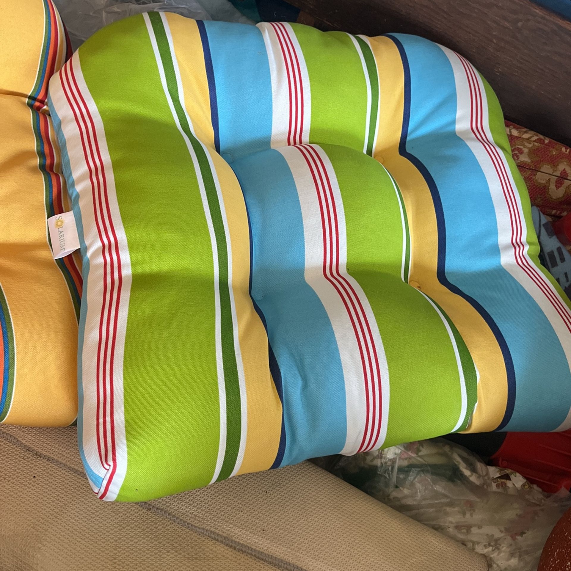 Beautiful Solarium Pillows
