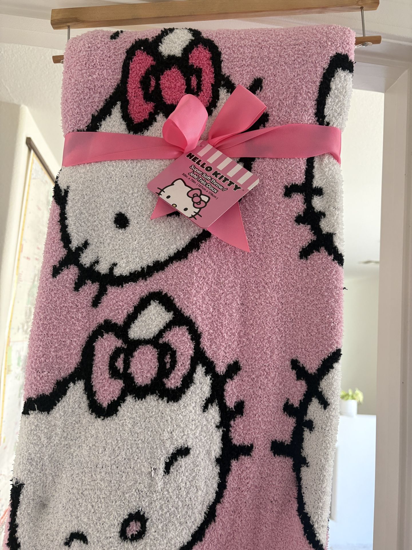 Hello Kitty Blanket