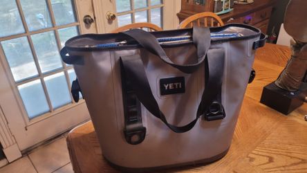Yeti Hooper cooler