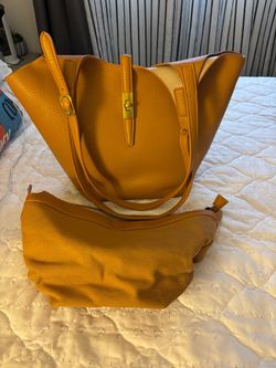 mistique Isabelle 2 in 1 Scoop  neck tote / vegan leather