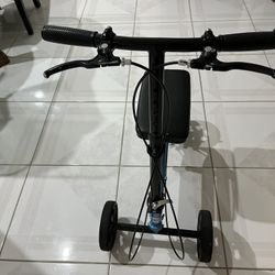 One Leg Scooter 