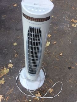 Wexford 34" Oscillating Fan (Model CT-301RTF)