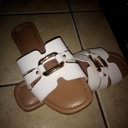 Women's Size 7 White Sandals Worn Once $7 Pick Up In Edinburg No Holds 