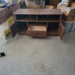 TV STAND HEAVY DUTY